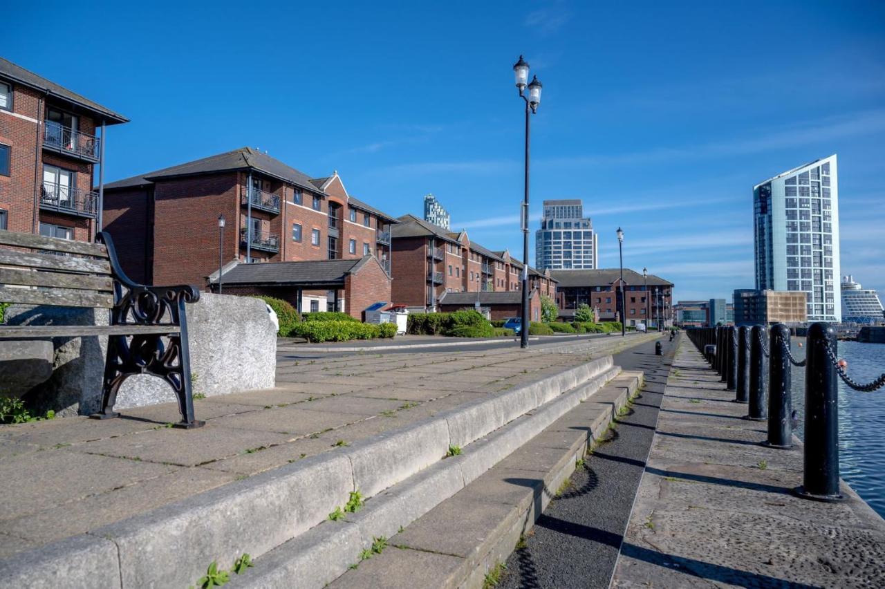 Waterloo Quay Apartment Private Parking Liverpool Bagian luar foto
